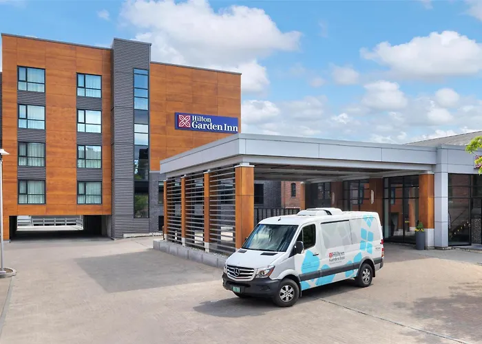 Hilton Garden Inn Burlington Downtown